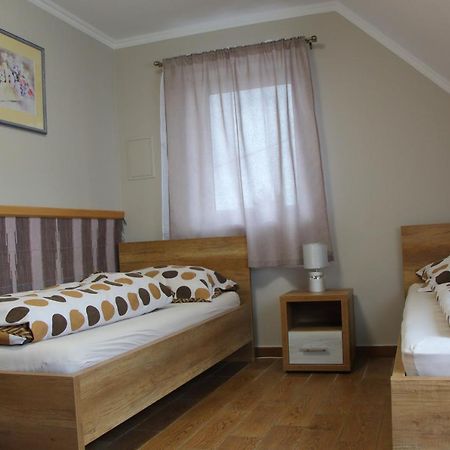 Hegylanc Fogado Bed & Breakfast Sotony Dış mekan fotoğraf